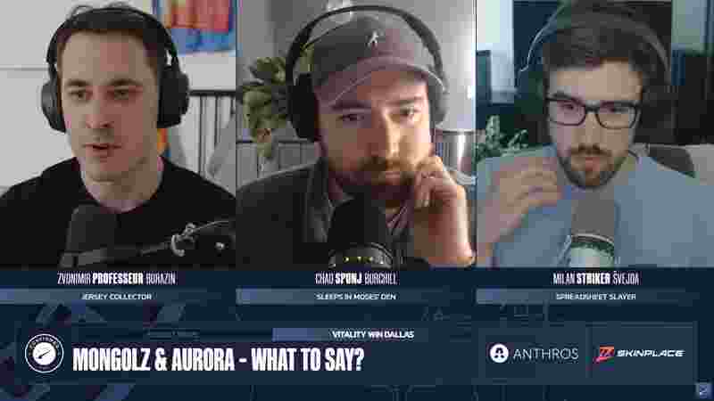 TES官方分享选手机场合照：已就位，出发欧洲！去见去征服！